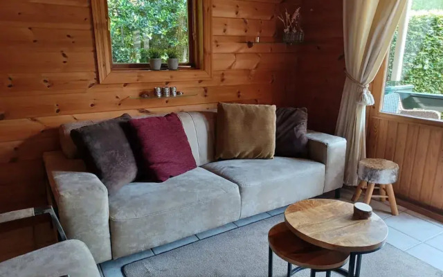 Bungalow met Omheinde Tuin op de Veluwe