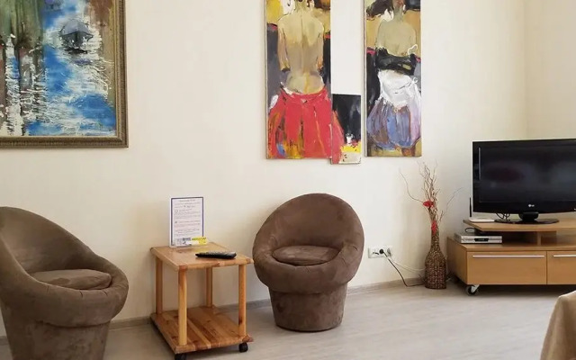 Апартаменты Home-Hotel, Михайловский пер., 9б-2