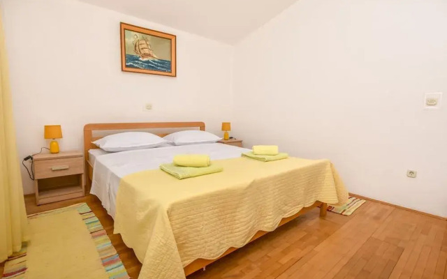 Apartment Karabatic