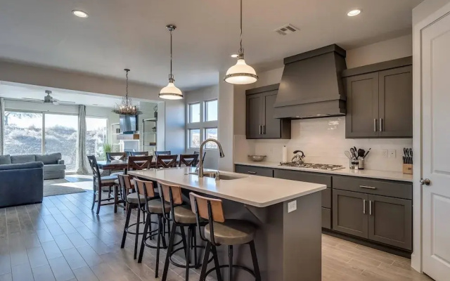 The Parade Home