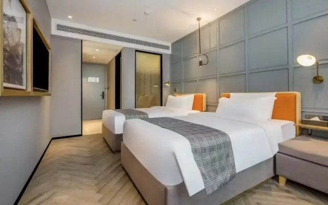Yifeng hotel