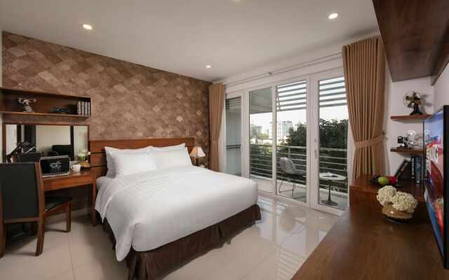 Апартаменты Poonsa Serviced Apartment комната для гостей
