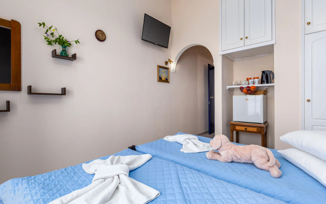 Riviera Seaside Hotel by Estia