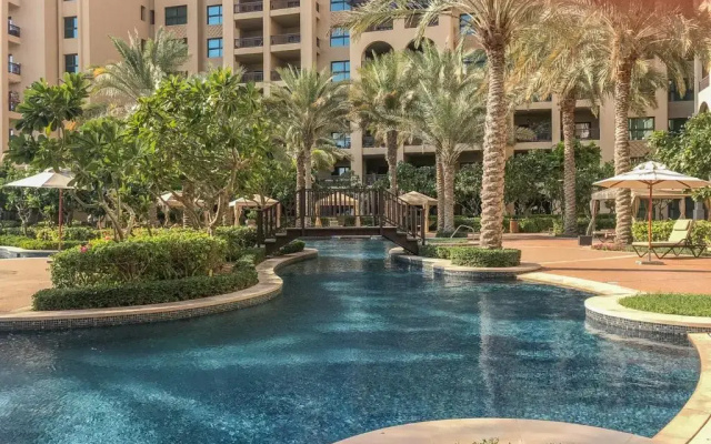 Frank Porter - Fairmont Palm Residences
