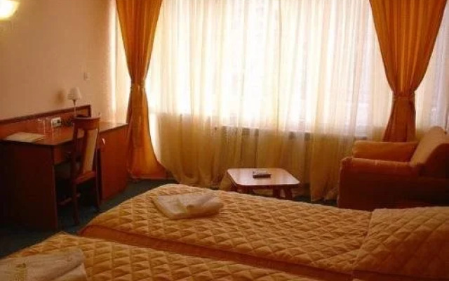 Troyan Plaza Hotel