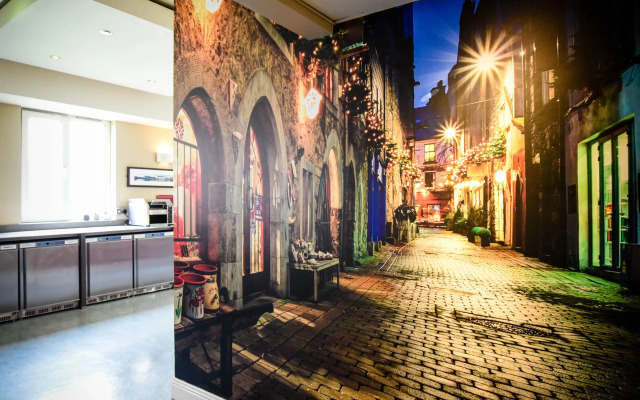 Kinlay Hostel Eyre Square - Best Hostel in Ireland