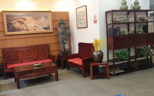 Tongchuan Ancient Yun Tongguan Qishi Culture Hotel
