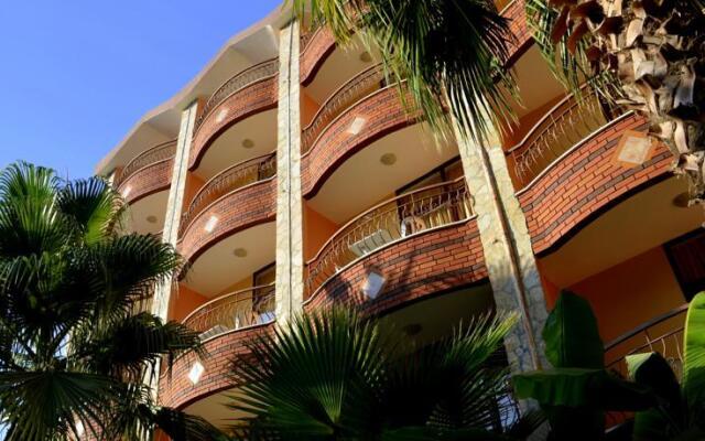 Side Ikbal Hotel вид на фасад