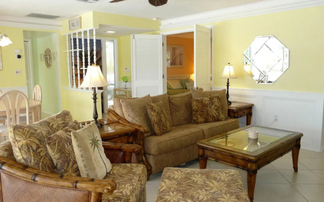 961 Abaco Court