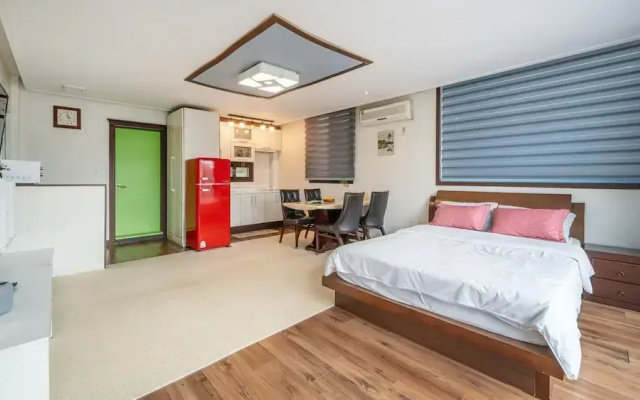 Ganghwado Happyvilly Pension
