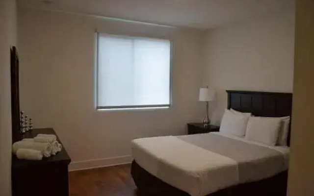 Hollywood Education Square 30 Day Rentals