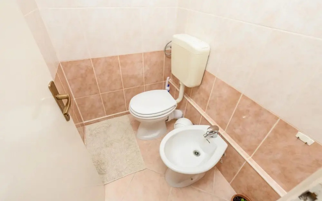 Nice Home in Povljana With Wifi and 2 Bedrooms