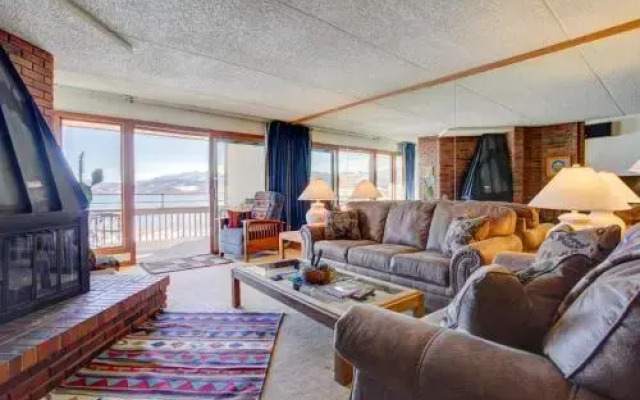 Point Dillon Condominiums