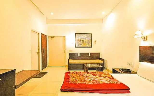 Hotel Raj Darbar