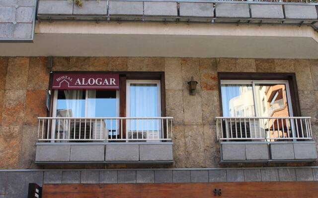 Отель Hostal Alogar Испания, Барселона - 2 отзыва об отеле, цены и фото номеров - забронировать отель Hostal Alogar онлайн вид на фасад