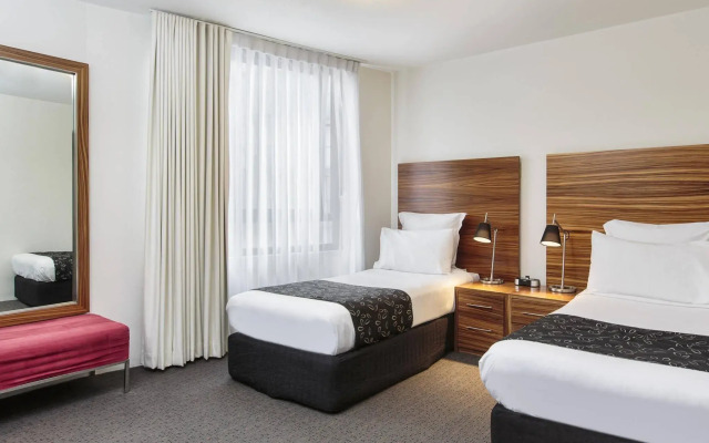Cambridge Hotel Sydney