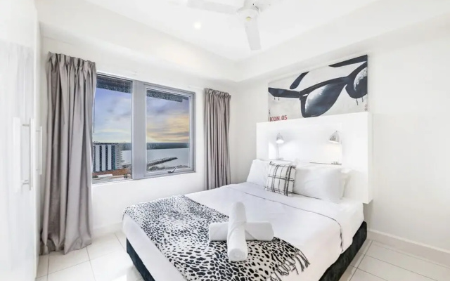 ZEN OCEAN MEADOWS - 2BR Sea View Apt