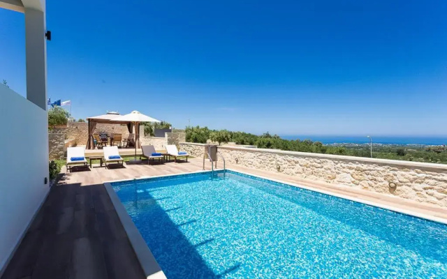 Family villa, Fantastic views, Private pool, Free laptop 1