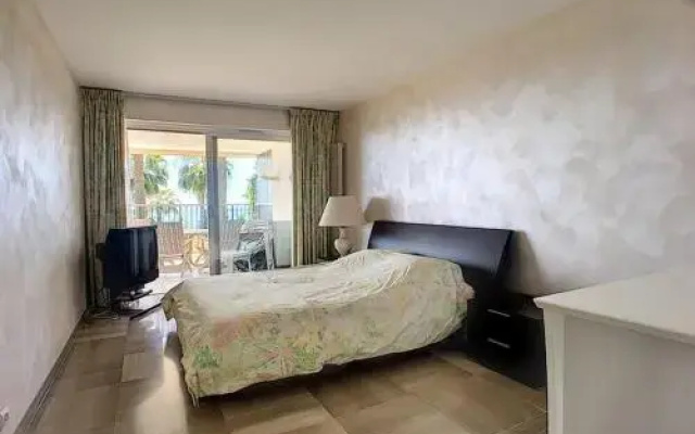 Vue Mer 10 Min De Cannes Grand Appartement