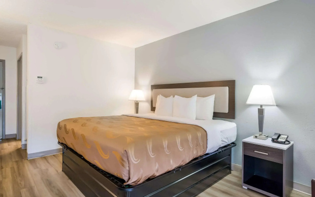 Quality Inn Jacksonville near Camp Lejeune