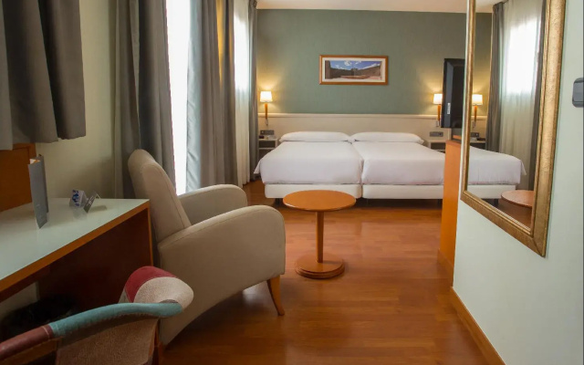 Hotel Alaquas