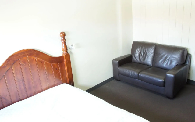 Swansea Backpackers