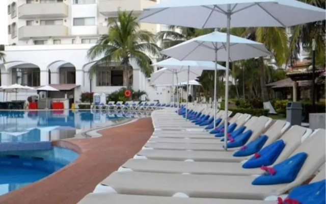 Departamento 523 con playa dentro de Hotel en Ixtapa