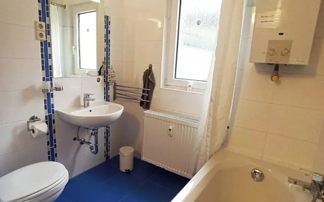 2 Bed Apt Sleeps 5 - Rooftop Terrace, Wifi