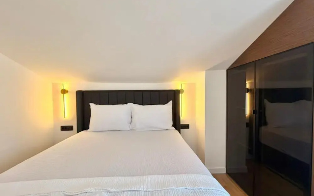 Lunamare Apartments