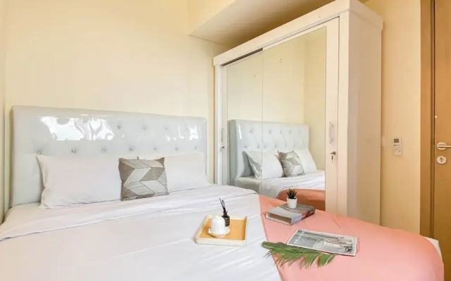 Simple And Bright 3Br At Meikarta Apartment