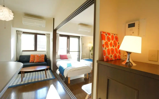 Terry's Apartment Shinsaibashi East I G04B