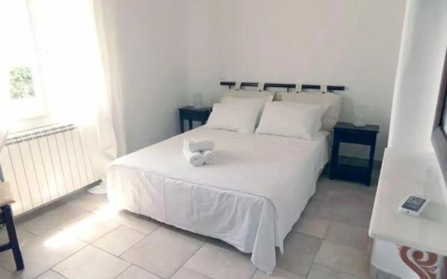 Zeus Seafront Villa