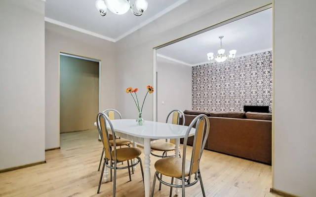 Апартаменты FlatHome24, Фермское ш., 20