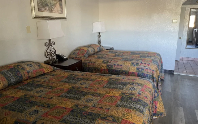 Travelodge By Wyndham Farmington Hwy 64