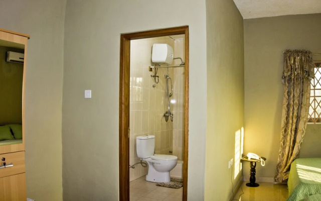 Telecentre Hotel