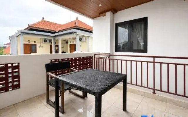 Urbanview Hotel Arta Guna Casa 2