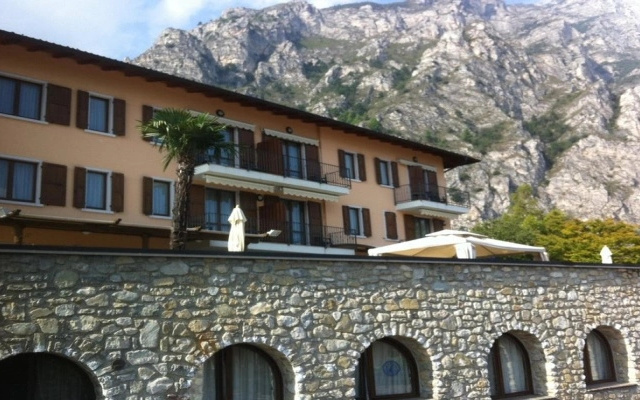 Casa Albergo Sorriso