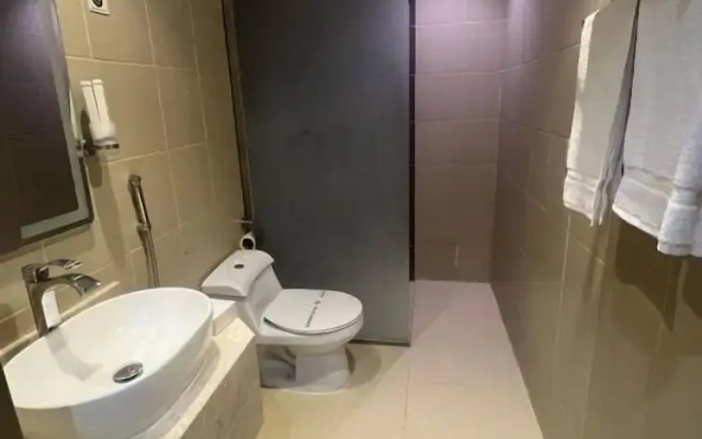 SMO Suite Hotel