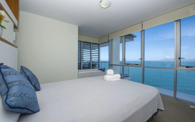 1 Bright Point Apartment 5501