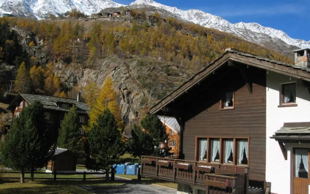 Chalet Sunstar