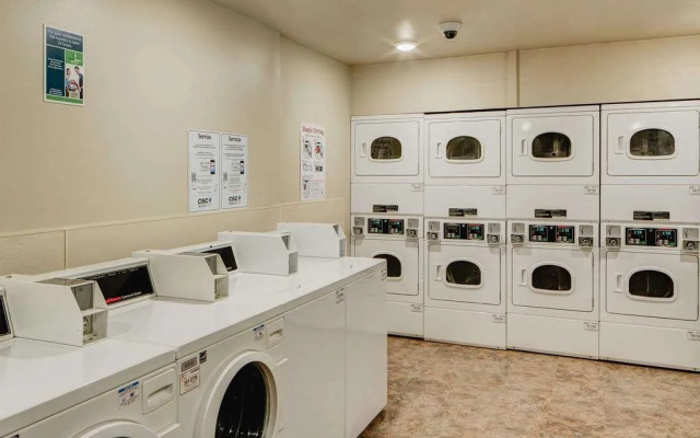 Extended Stay America Select Suites - Cleveland - Avon