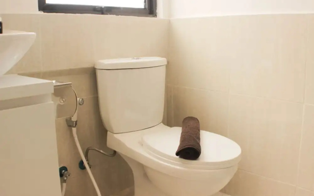 Comfort Living 2Br Apartment At Meikarta