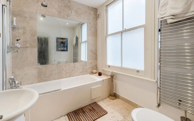 Stylish Brixton 1 Bedroom Flat With Terrace