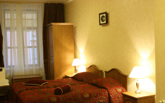 Отель Monte Kristo