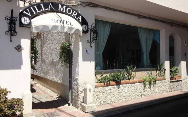 Villa Mora Hotel Джардини Наксос вид на фасад