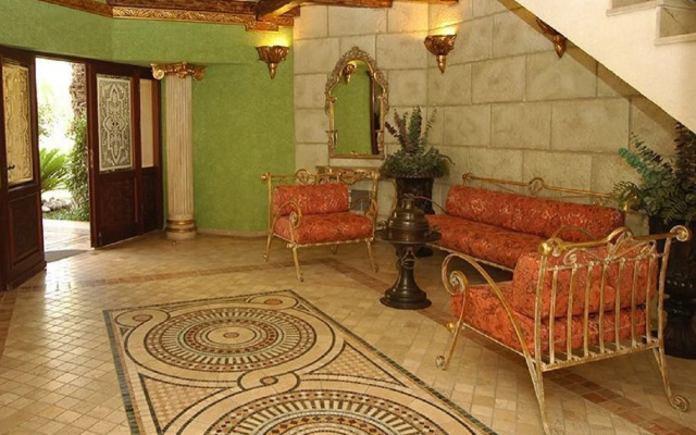 Yetkin Hotel