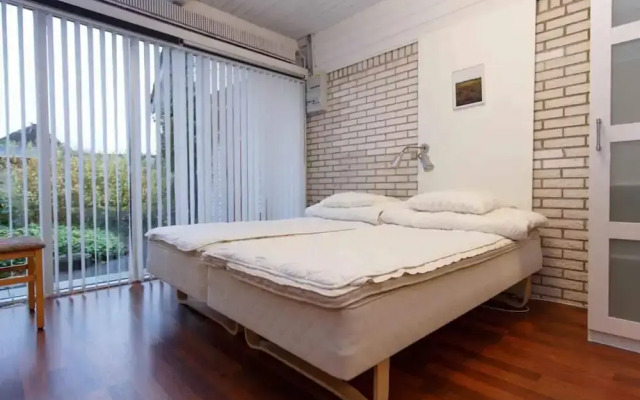 5 Star Holiday Home in Give