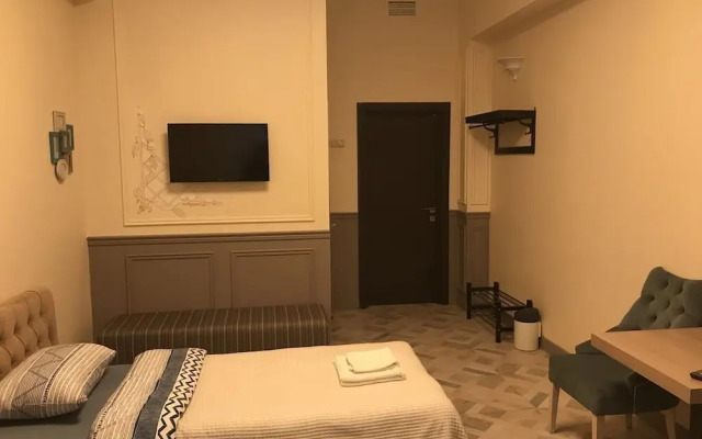 Леон