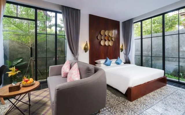 Room-deluxe Double Room With Patio or Ba