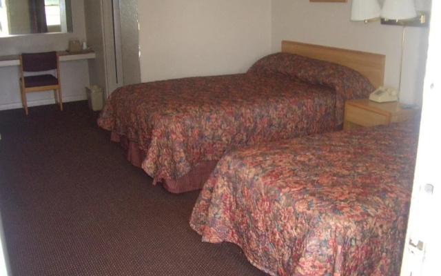 Relax Inn Benton